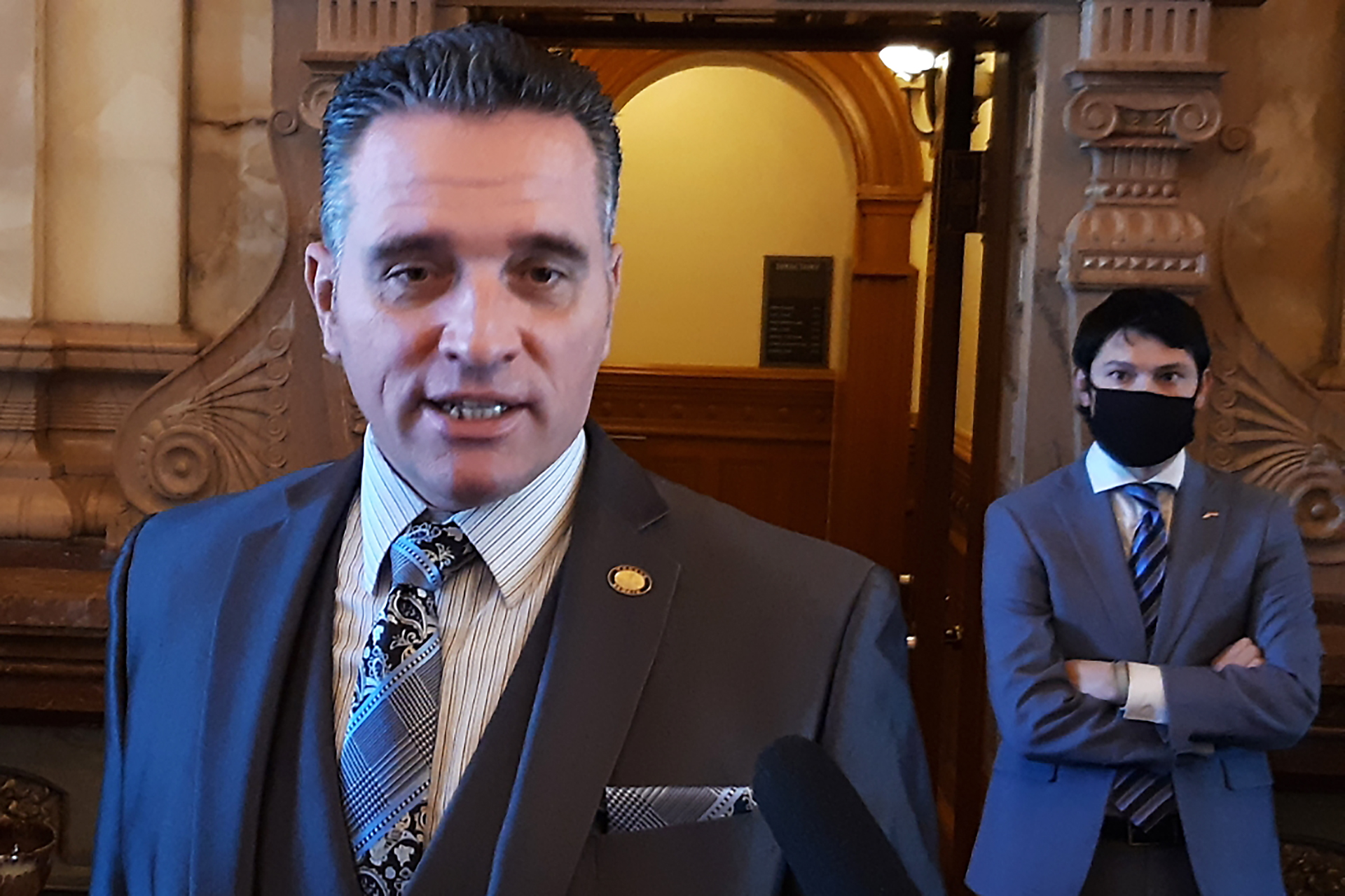 Kansas Senate leader had COVID-19, didn't wear mask at hearing after recovery | News, Sports, Jobs - Lawrence Journal-World: news, information, headlines and events in Lawrence, Kansas - Vimarsana News